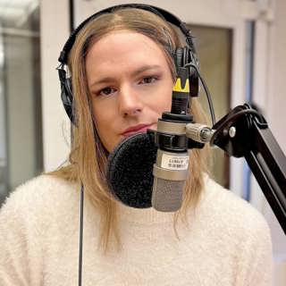 Kevin Lindskoug stängdes av från hockeyn i fyra år – och kom ut som ”crossdresser”
