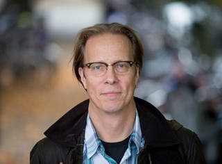 Hotet mot demokratin kommer inifrån