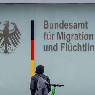 German Vice Chancellor Visits Kyiv, Merkel Reflects on Refugee Integration, U S Military Worker Charged, Polish President Vetoes Aid Law, and more...