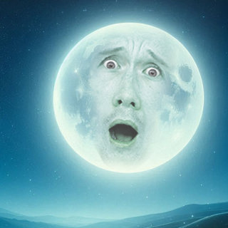 MIDWEEKLY: Why Is The Moon White?đ đ