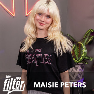 Maisie Peters Plays BANANAGRAMS on Tour With Conan Gray, Confirms Ed Sheeran Rumour, Talks Book Club