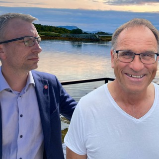 Politikk & Skjitprat - Økonomi, samarbeid og vorspiel-invitasjon