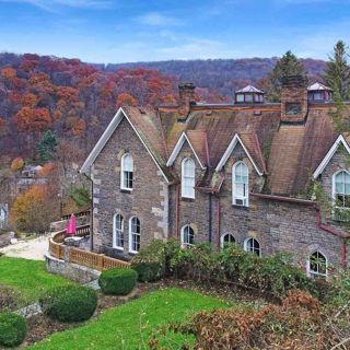 371: Haunted Inns & B&Bs
