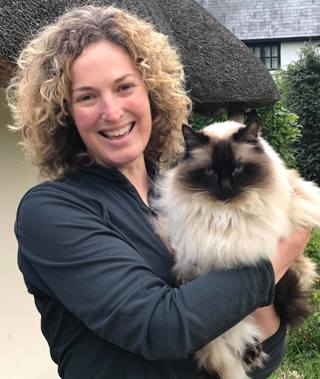 Linda Ryan – Inspiring pet Teaching; "Spreading animal training sparks…"