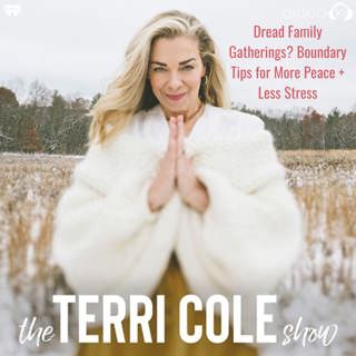 454 Dread Family Gatherings? Boundary Tips for More Peace + Less Stress