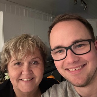 #32 Mariann og Jonas. Lever vi flere liv samtidig?