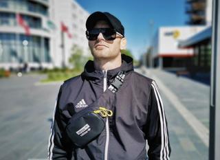 #203. Nabovarsleren (Aron) sin bok, strafferegister og fakkeltog!