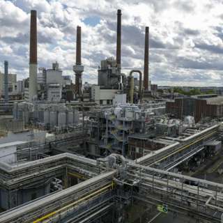 Germany Grows Amid Energy Pain, France Surveys Gender Violence in Schools, Revolut Teams with NVIDIA AI, State Phishing Targets European Officials, and more...