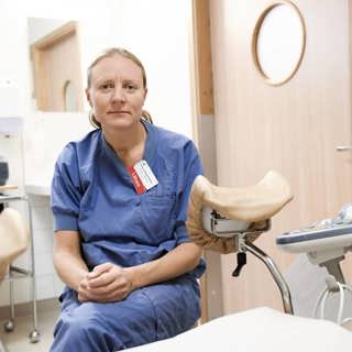 Överläkare: "Ta bort livsduglighet från aborträtten"