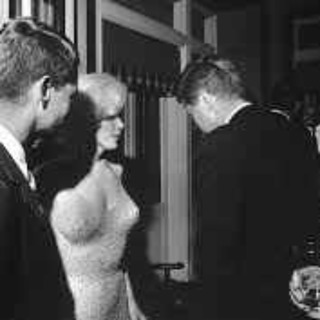 23. Happy Birthday, Mr. President – Marilyn & JFK bakom kulisserna