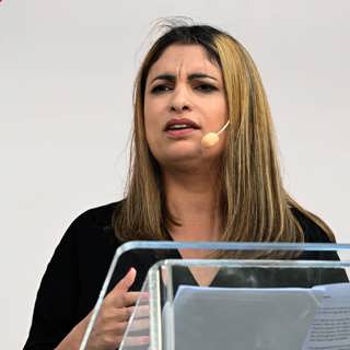 Nooshi Dadgostars (V) tal i Almedalen 2022