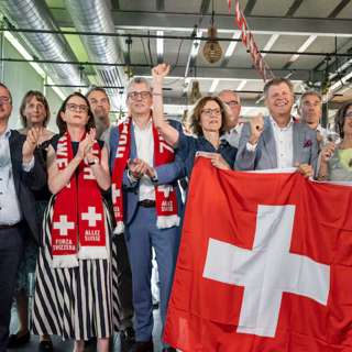 Swiss Reject Population Cap, EU Boosts Ukraine Cyber Defense, AmEx Buys TheFork for Europe Dining, EU Gears for Tariff Peace, and more...