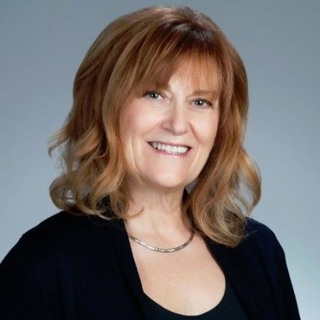 Strategic Board Leadership & Understanding Your People - Interview with Vivian Smith Ep26