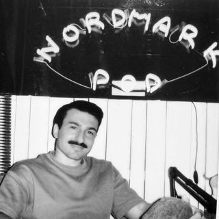 Jag skjuter åt alla håll - Murat Acar