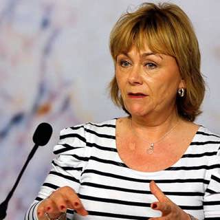 Beatrice Ask - är det nog med poliser nu?