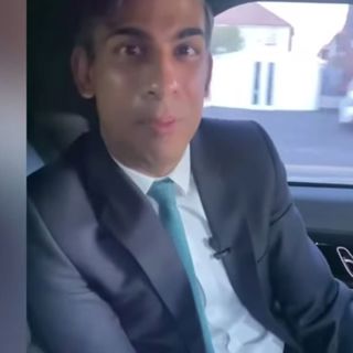 Should Sunak be fined over seatbelt-gate?