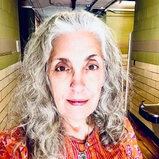 Fewer disguises, more genuineness. A Wisdom Circle Satsang with Swamini Shraddhananda Saraswati. 03232025
