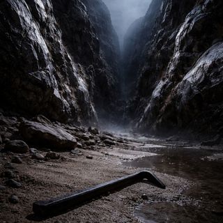 The Red Sea Hills Quartz-Interface Scratches