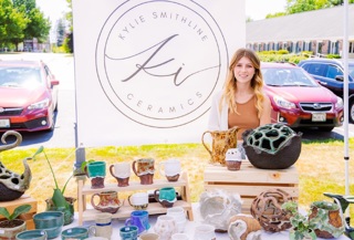 She Just Graduated And Is Selling Her Work | Kylie Smithline | Episode 857