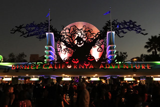 Halloween Time at Disneyland - Episode 133 / Creepy Day 2