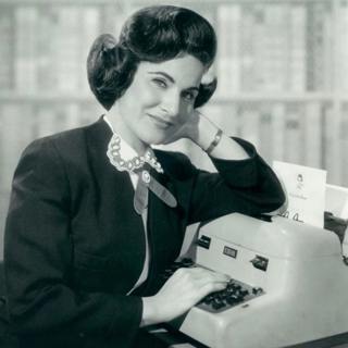 Season 1: Episode 8: "Dear Abby"