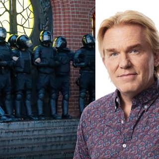 ”Det är polisen, de ska rensa!”: Jesper Lindau, Minsk