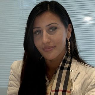 29. Aila, 23: ”Jag gråter ofta över hur folk behandlar mig”