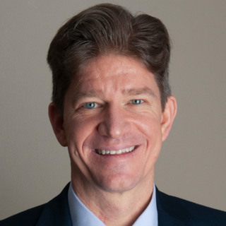 University Forum speaker teaches students how to avoid deception in the information age