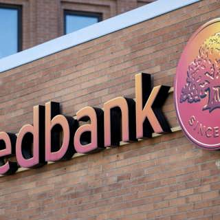 Bankkunder riskerar att få sina konton nedstängda