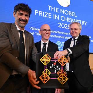 Nobelpris i kemi 2025: molekylbygget som kan skörda vatten ur luft
