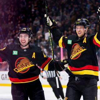 336. NHL-puls: Därför fick Elias Pettersson nobben