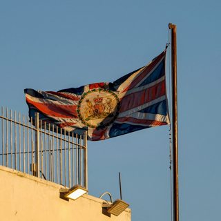 UK bans trade with Israeli West Bank settlements