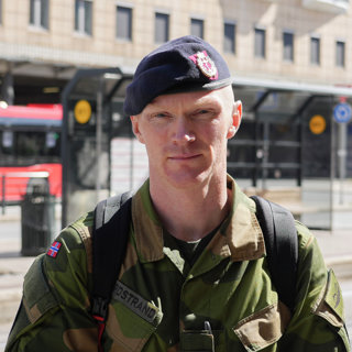 Robust under press: Skyttargravpsykologi i krigens skugge