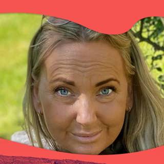 Tvååriga sonen låg död i poolen – Teresa fick igång hjärtat