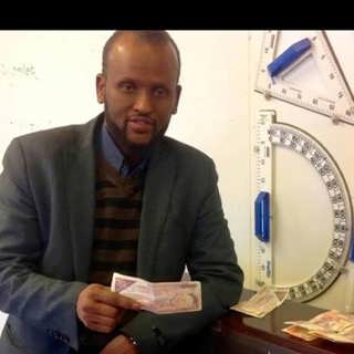 Afhayeenka baarlamanka oo koox ahaan ula kulmey xisbiyada. Tacliinta dhallaanka Sweden oo laga deeyriyey, sida Unicef sheegtay.