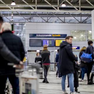 Wararka maanta ee Raadiyaha Iswiidhen