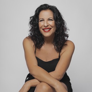 UC 423: From Prude to Pleasure: Embracing Intimacy, Conscious Sexuality & Connection wiith Pauline Ryeland