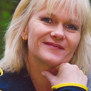 Sissela Kyle 2000