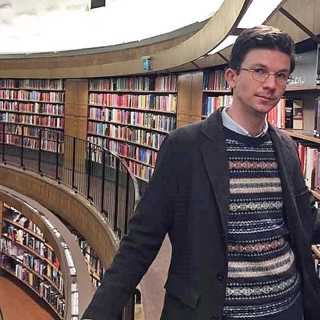 Litteratursociologen Karl Berglund: "Vi läser deckare för att bli trygga"