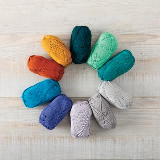 Episode 345 - Our UFOs and Summertime Knits with Designer Felecia O'Connell