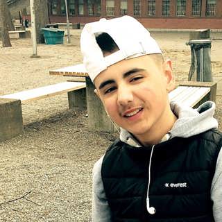 Ömer, 15: "Mitt mellannamn ska vara Kärlek"