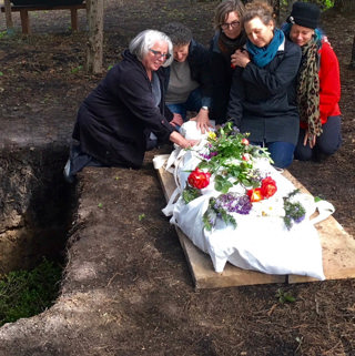 Audio Article: Natural Funerals