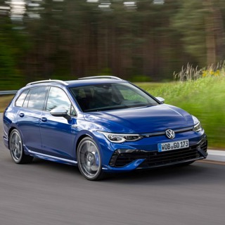 BB: Utfordring: Er Golf R den beste familiebilen (morobil til 400K)? - Hva kjørte Eli Hagen ned trappen? + vi nekter å rette