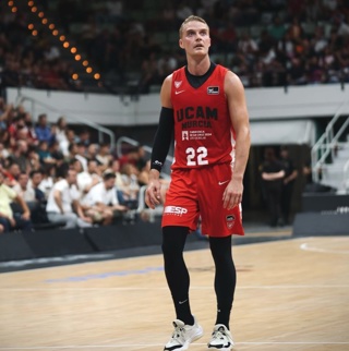 986: Basket – Ludde om den nya säsongen