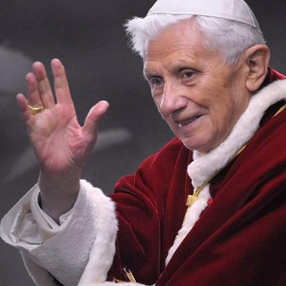 Pope Benedict XVI School of Prayer Catechesis 31: Primacy of Prayer and the Word of God