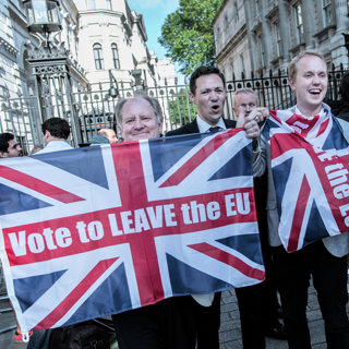 10 år efter brexit: Briterne vil tilbage, men det kommer ikke til at ske