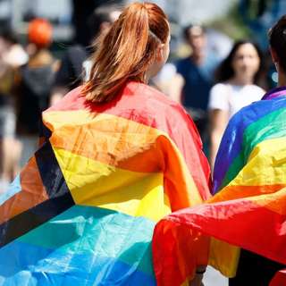 Italy Affirms Same-Sex Mothers Rights, EIF Invests in Defence Tech Fund, EU Imposes Tariffs on Russian Fertilizers, Poland Thwarts Russian Maneuver, and more...
