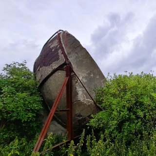 246 Edgeland time by the Hythe Sound Mirror (sleep safe)