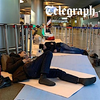 Moscow airports in chaos after Zelensky drones threat grounds flights as Sochi port 'under attack'