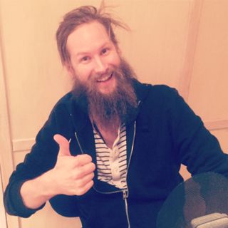 240. Henrik Nyblom är Sveriges nästa humorstjärna